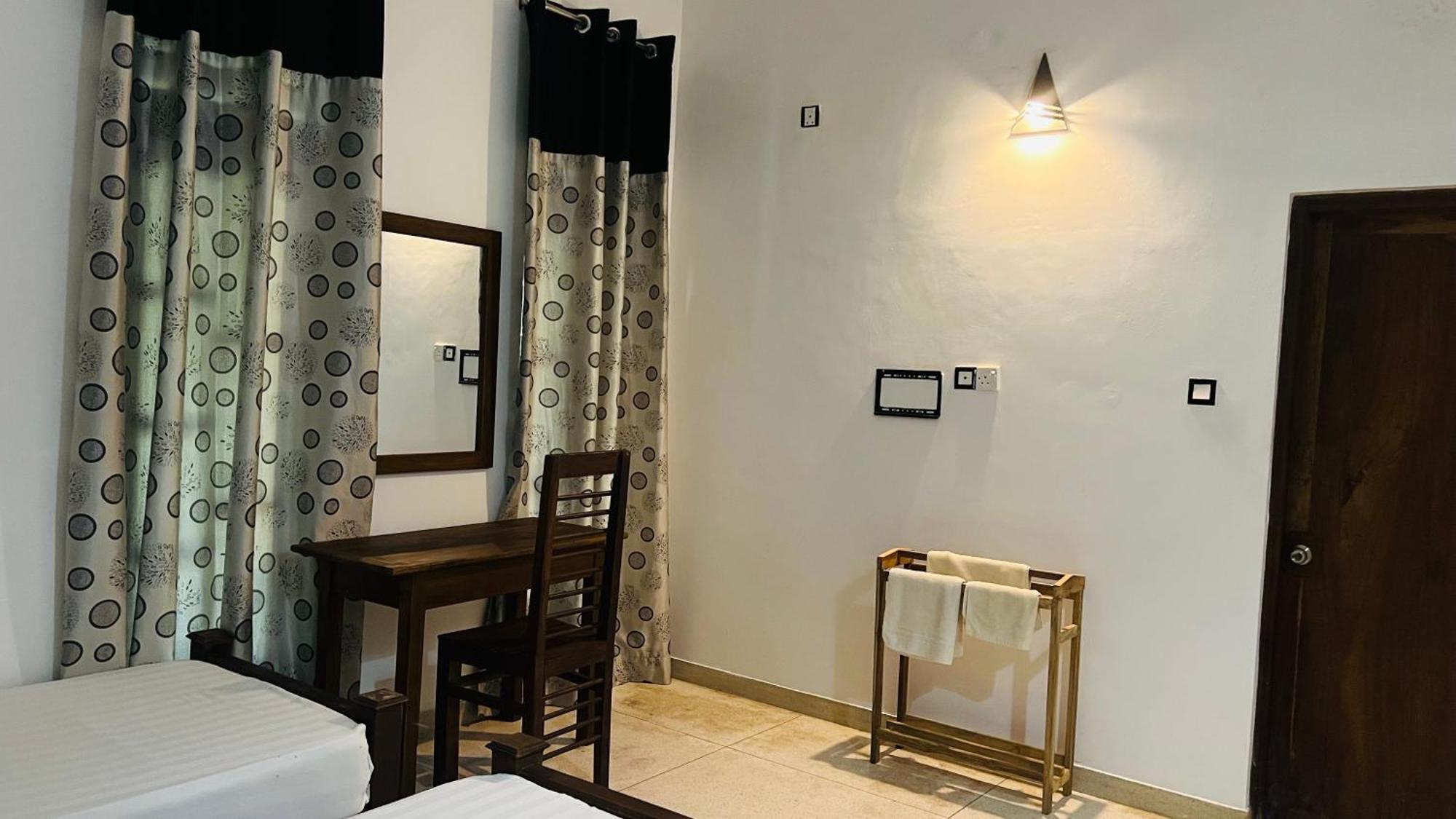 Kingfisher Resort & Retreat สิกิริยา ภายนอก รูปภาพ