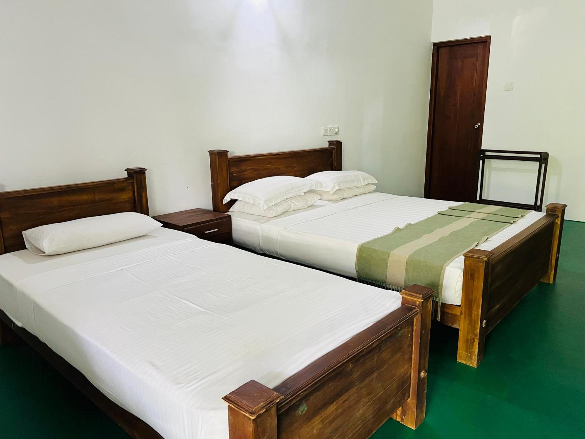 Kingfisher Resort & Retreat สิกิริยา ภายนอก รูปภาพ