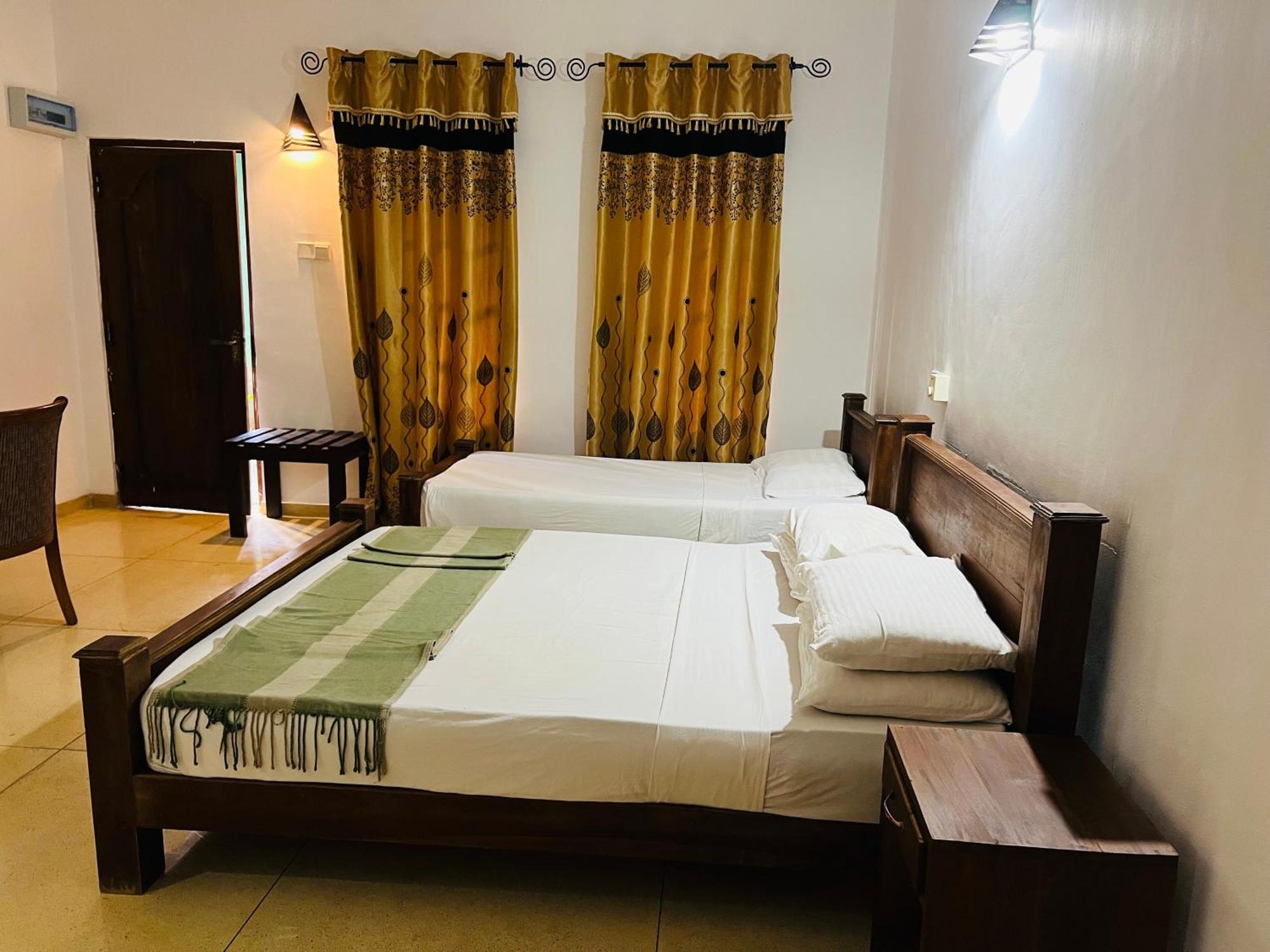 Kingfisher Resort & Retreat สิกิริยา ภายนอก รูปภาพ