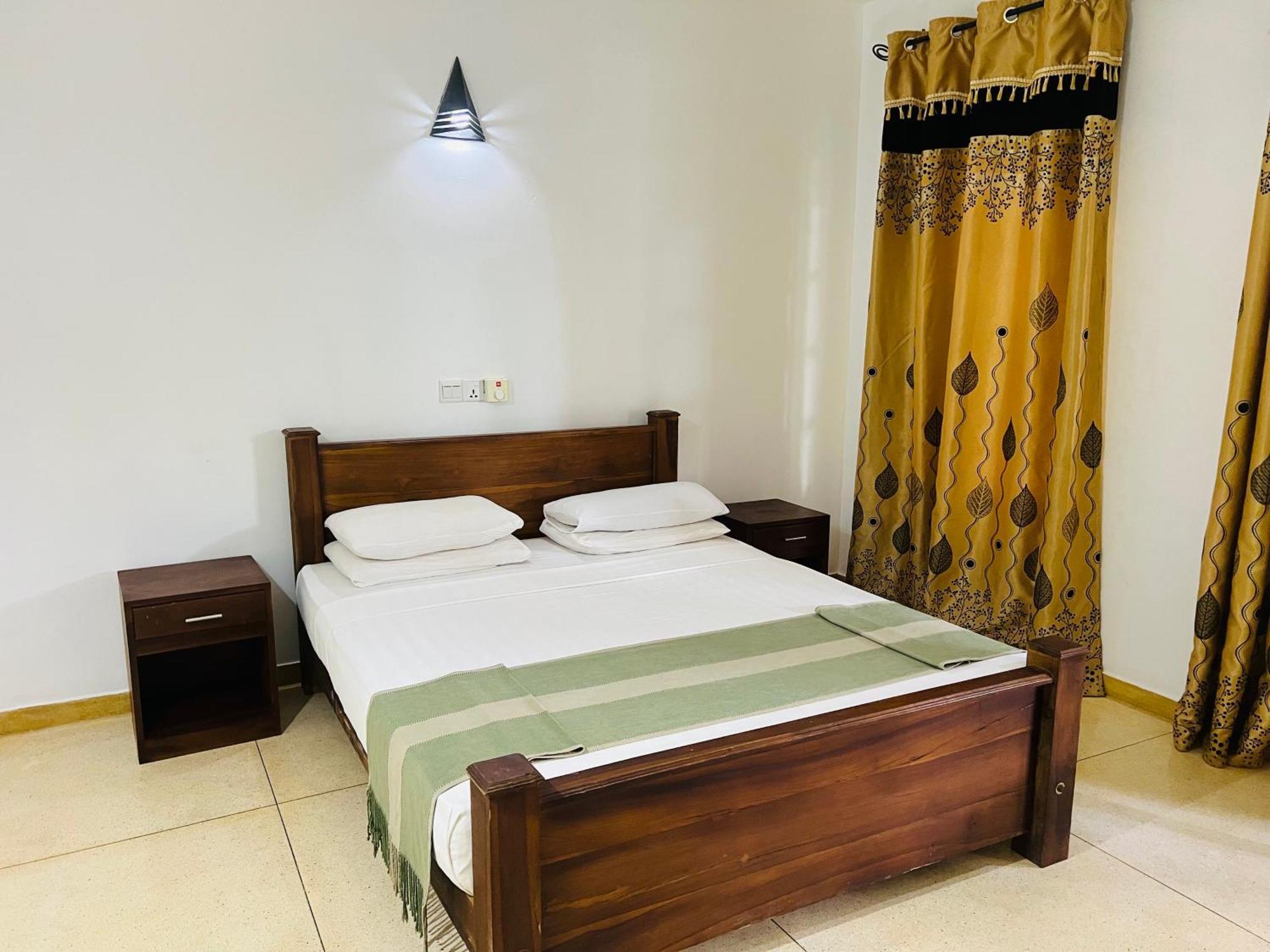Kingfisher Resort & Retreat สิกิริยา ภายนอก รูปภาพ