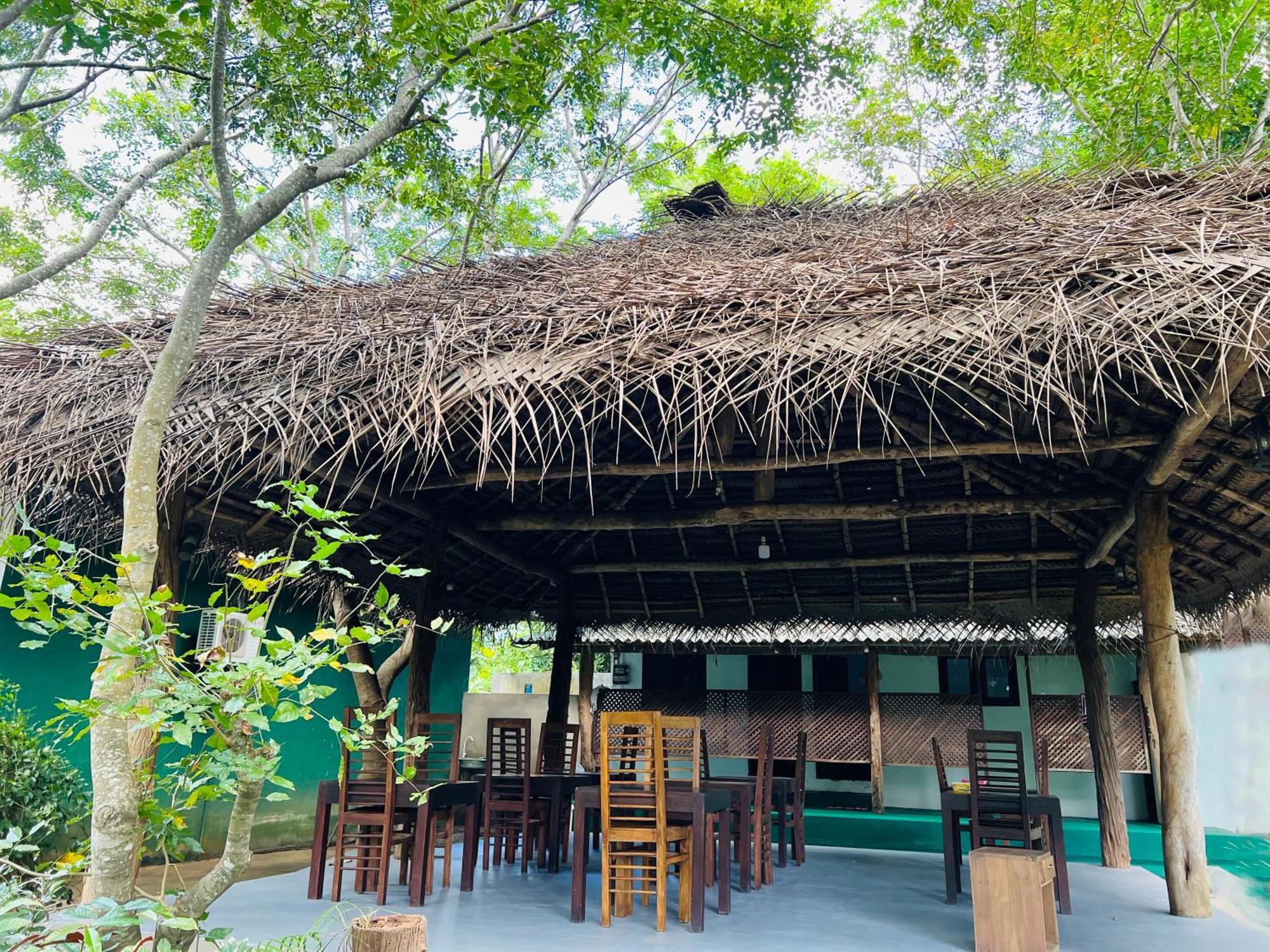 Kingfisher Resort & Retreat สิกิริยา ภายนอก รูปภาพ