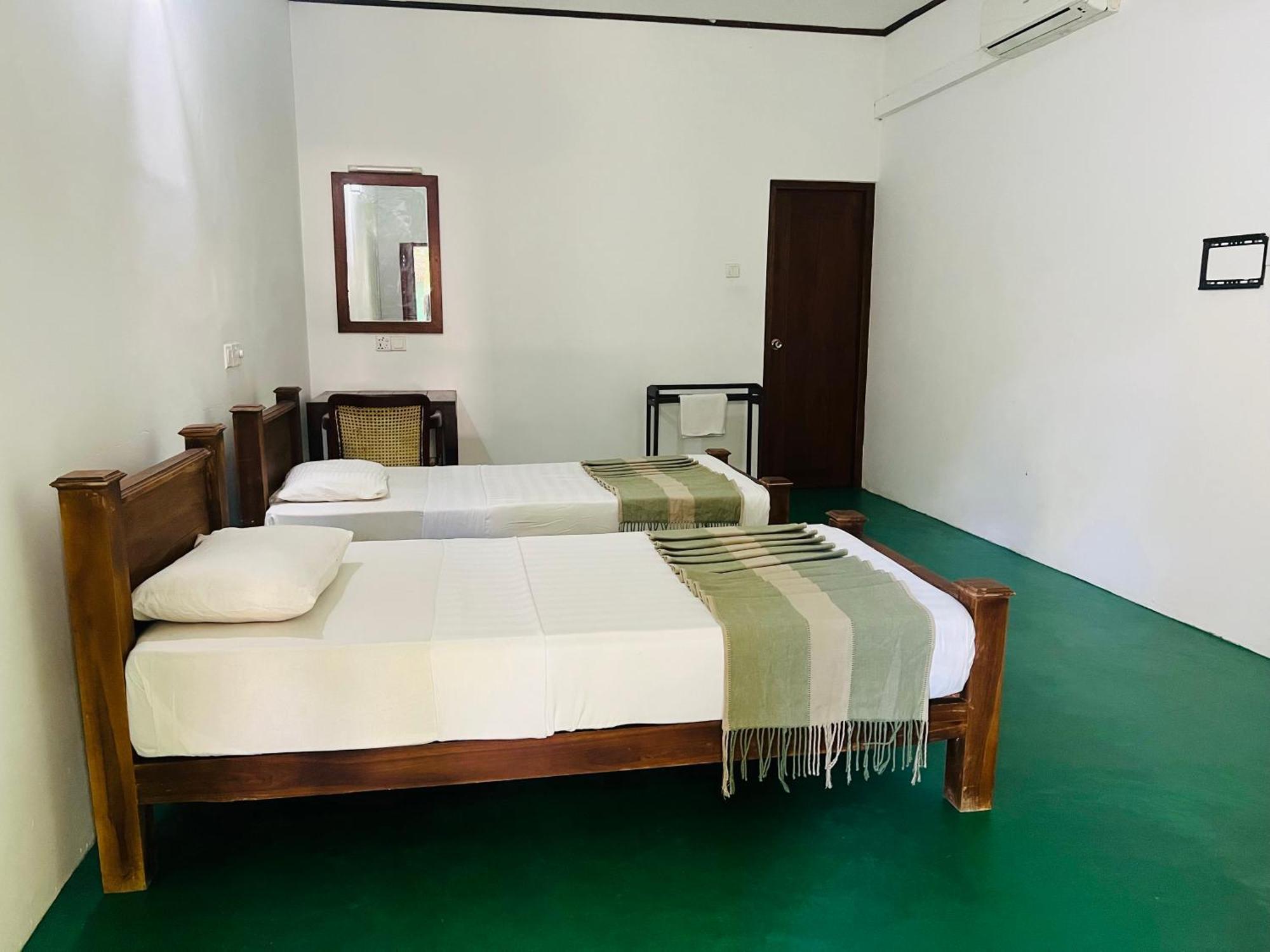 Kingfisher Resort & Retreat สิกิริยา ภายนอก รูปภาพ